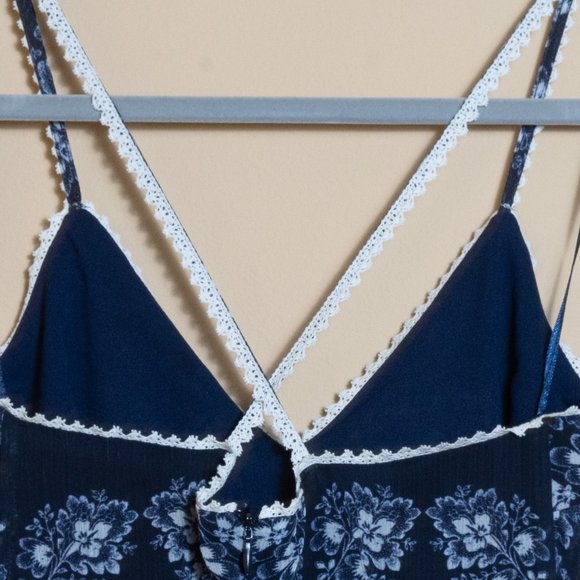 ENDLESS ROSE - Picture 3 of 5